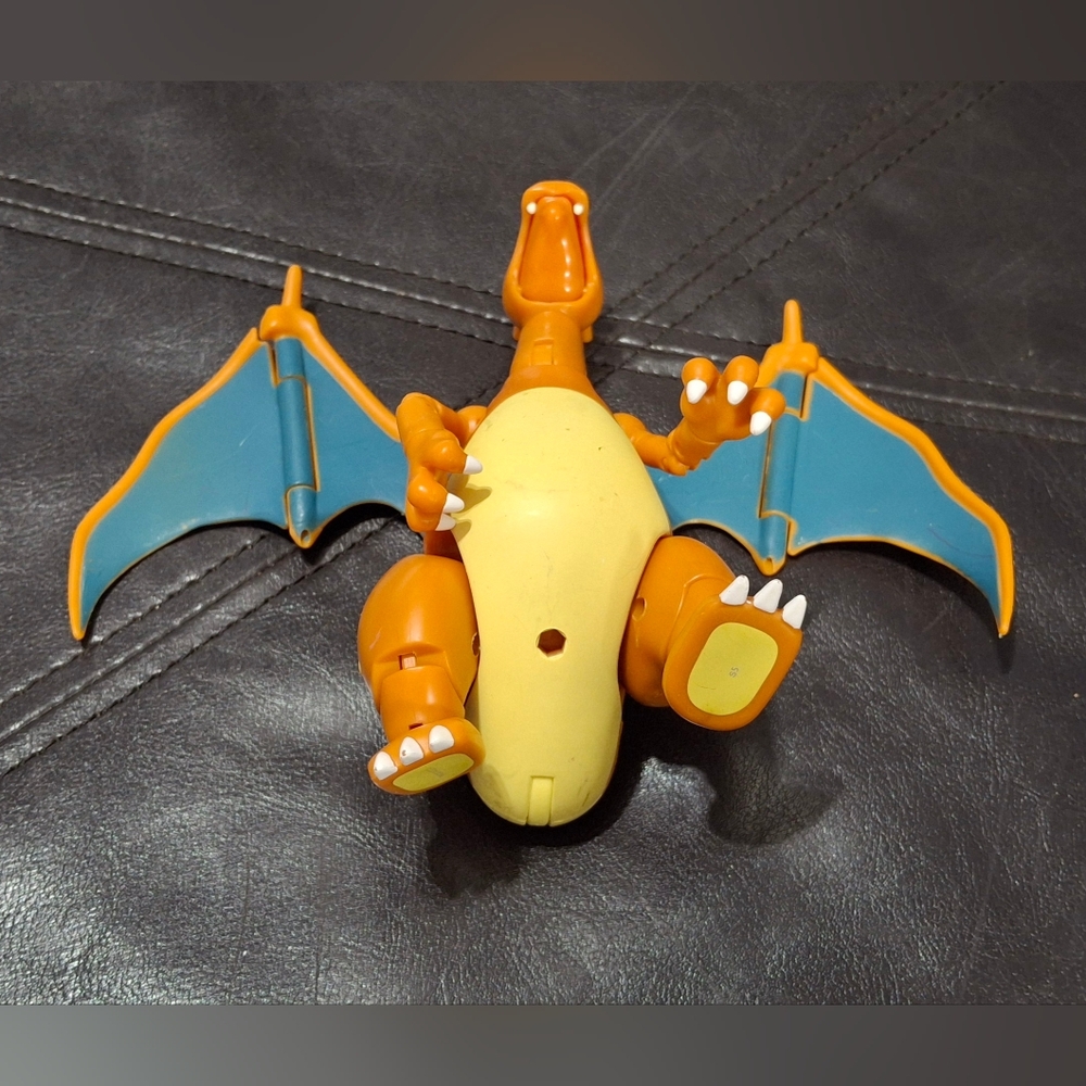 Broken Tail Jazwares Pokemon Select CHARIZARD 6” Figure *Target Exclusive.